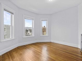 15 Romsey St APT 3, Boston, MA 02125