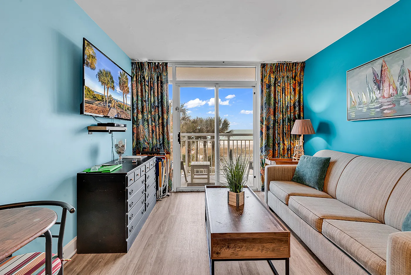 2 bed, $1,695 — Photo 3