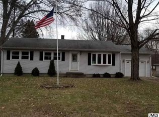 1210 Maple St, Albion, MI 49224