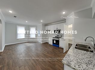 1028 E Leuda St, Fort Worth, TX 76104