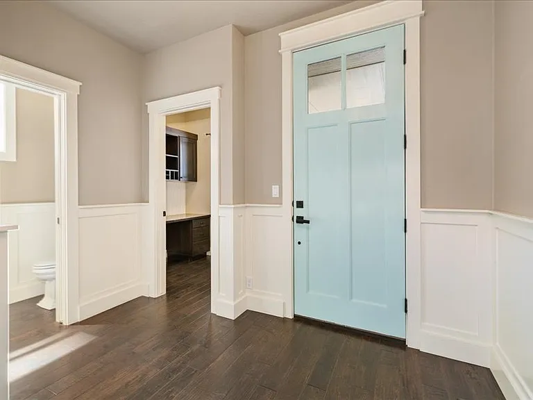 1250 W Laughton Dr — Photo 3