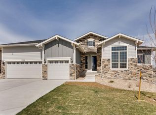 23181 E Del Norte Cir, Aurora, CO 80016