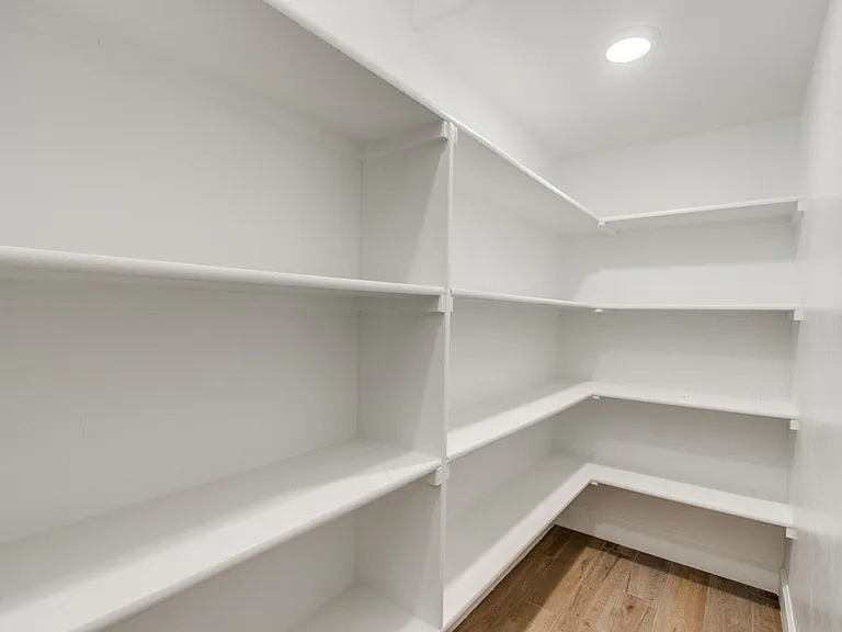 2379 Clubhouse Dr — Photo 13