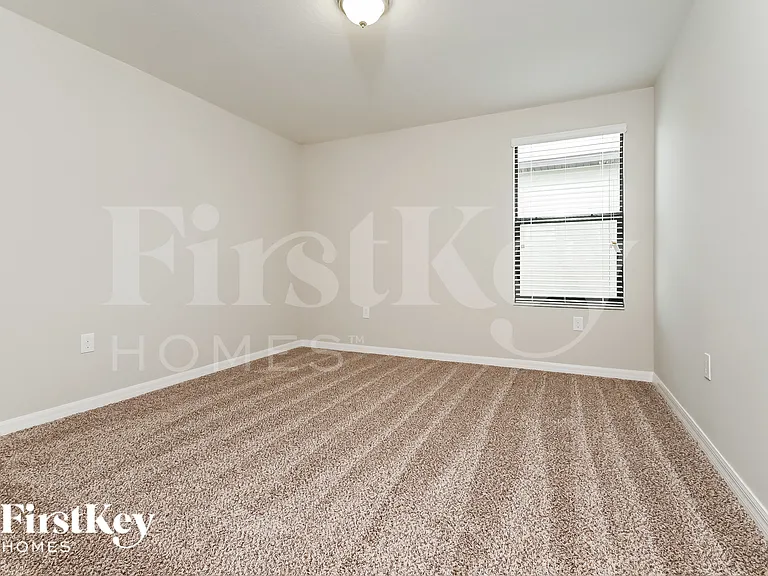 14827 Crescent Rock Dr — Photo 11