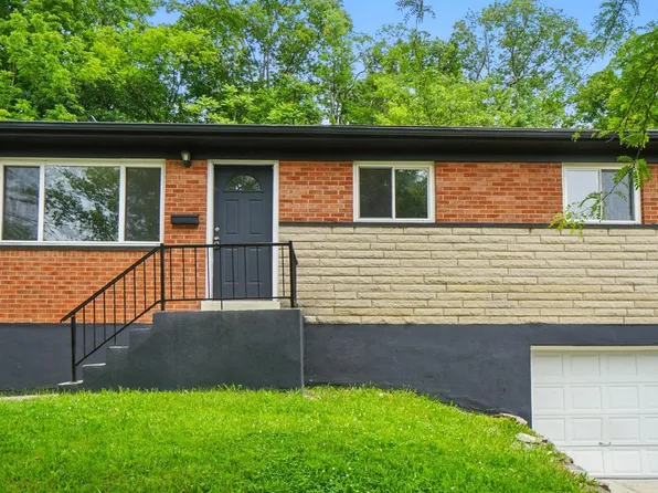 2962 Aquadale Ln, Cincinnati, OH 45211