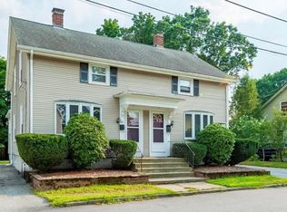 15 Chestnut Ave, Lincoln, RI 02865