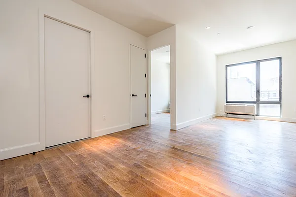 Rented by Nooklyn NYC LLC | media 78