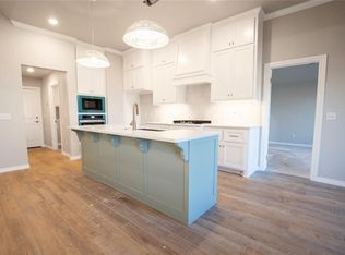 3308 Poppey Ln, Edmond, OK 73012