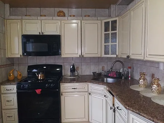 Rented by Prime Realty | media 11