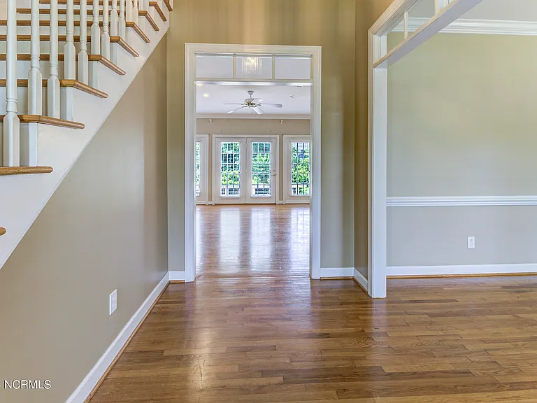 3128 Braemar Ln — Photo 11