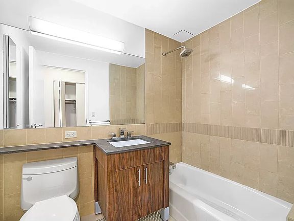 5th image of 30 W 18th St APT 16C