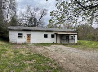 128 Crisp Rd, Lenoir City, TN 37771