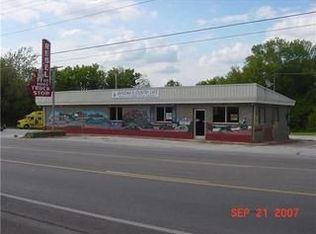 1111 N Main St, Mount Pleasant, TN 38474