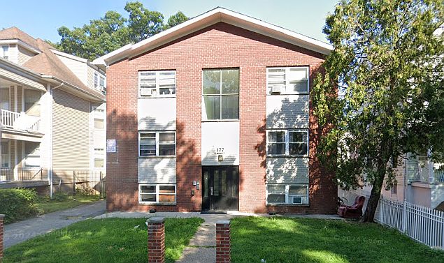 2nd image of 177 S Burnet St #5