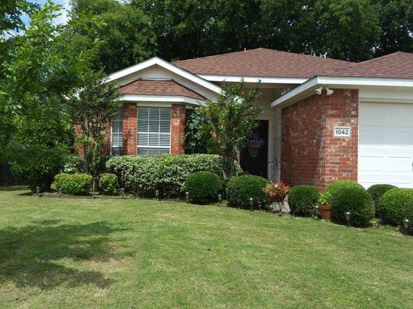1042 Palomino Dr