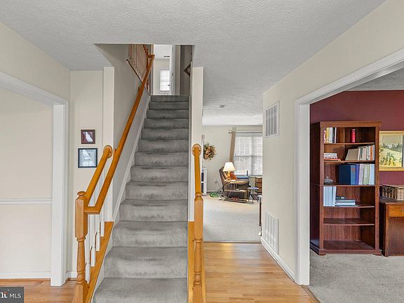 2nd image of 112 Grindstone Dr