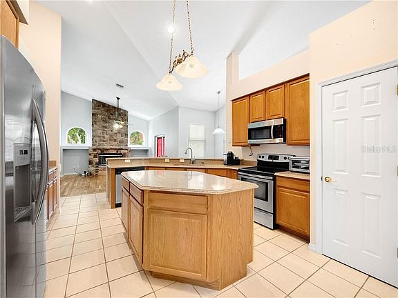 5th image of 13051 Summerlake Way
