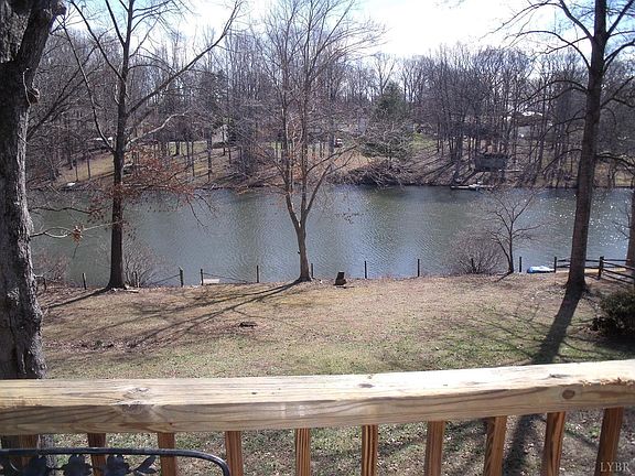 3rd image of 91 Baldwin Cir