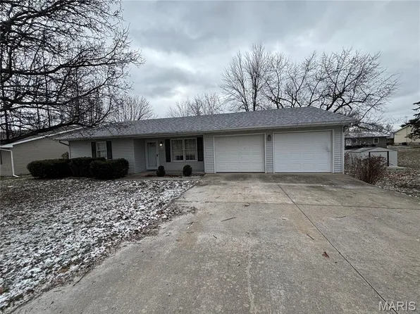 56343 Meyer Trl, Hannibal, MO 63401