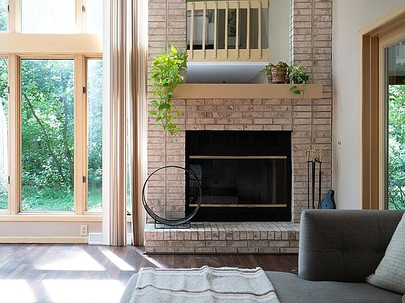 5th image of 5800 Ivanhoe Cir