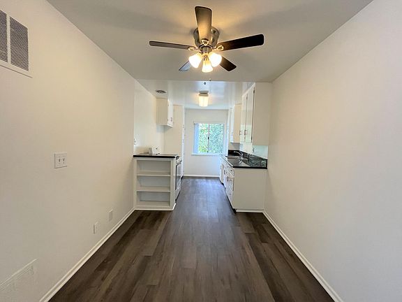 3rd image of 255 S Oakland Ave #8
