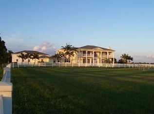 18205 SW 158th St, Miami, FL 33187