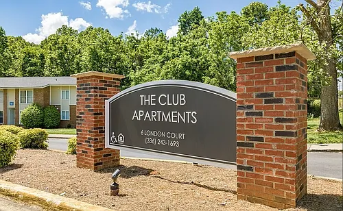 The Club Apartments Photo 1