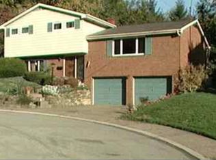 113 Chalet Dr, Pittsburgh, PA 15221