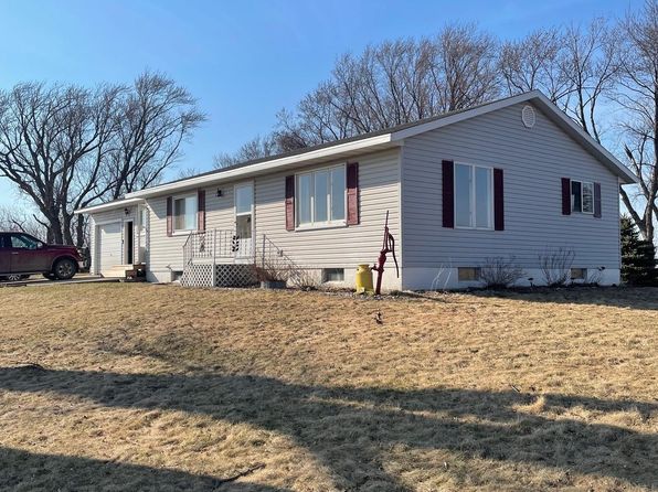 3807 185th Ave, Lakota, IA 50451
