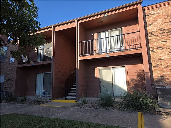 2nd image of 904 University Oaks Blvd APT 44