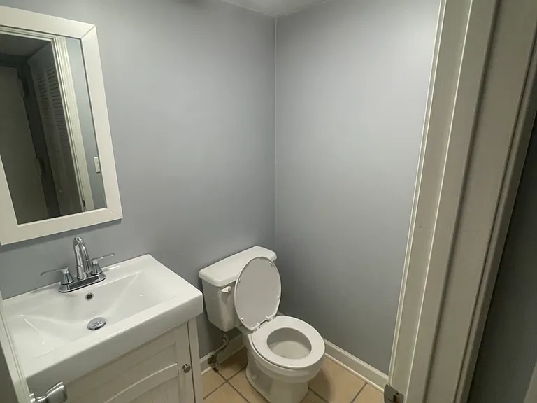 1202 Spur Ct — Photo 7