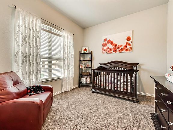 5th image of 2124 Skysail Ln