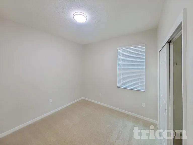 10710 Southern Forest Dr — Photo 12