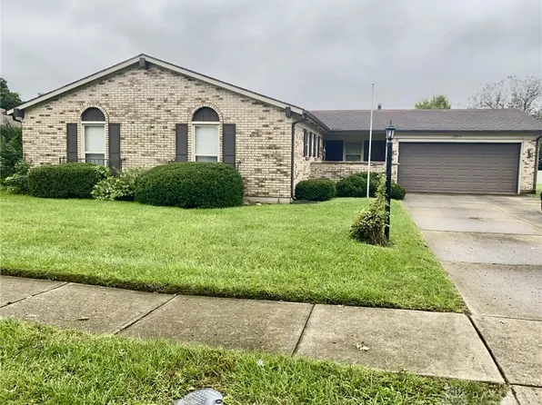 1220 Nassau Dr, Miamisburg, OH 45342