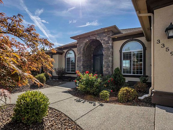 2nd image of 3359 River Valley Dr