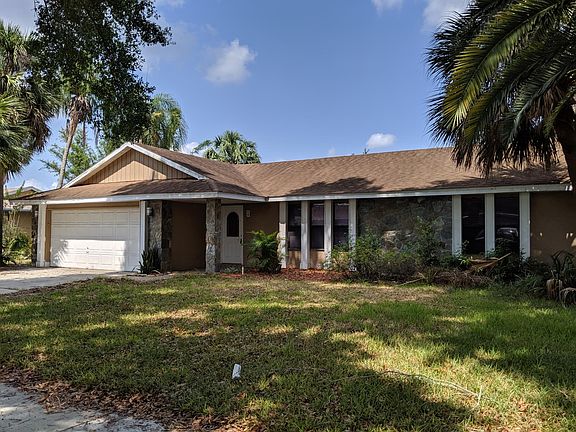 3rd image of 7020 Burnway Dr