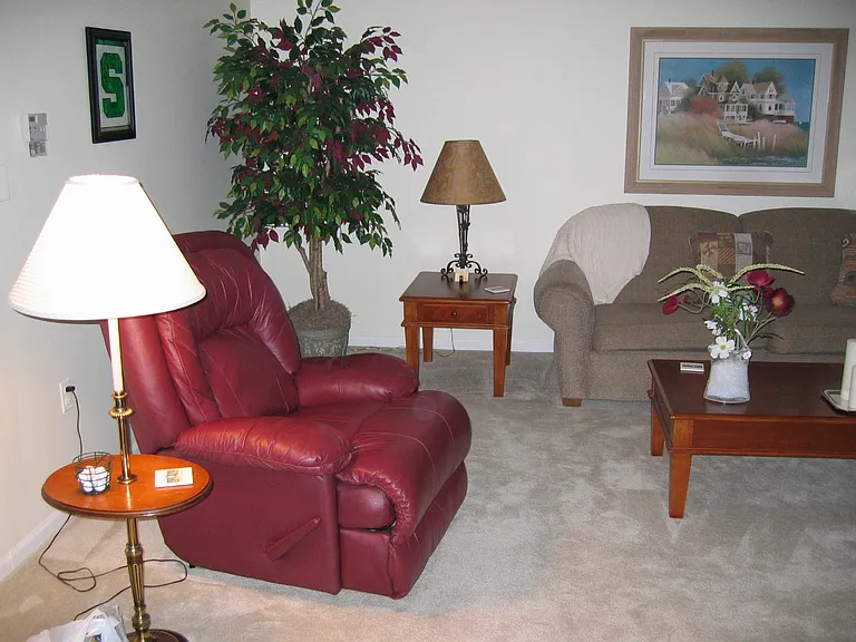 Couch & recliner with 3 end tables