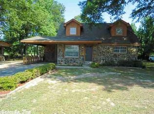 8121 Sulphur Springs Rd, Pine Bluff, AR 71603