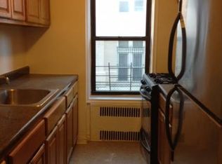 920 Park Pl, Brooklyn, NY 11213