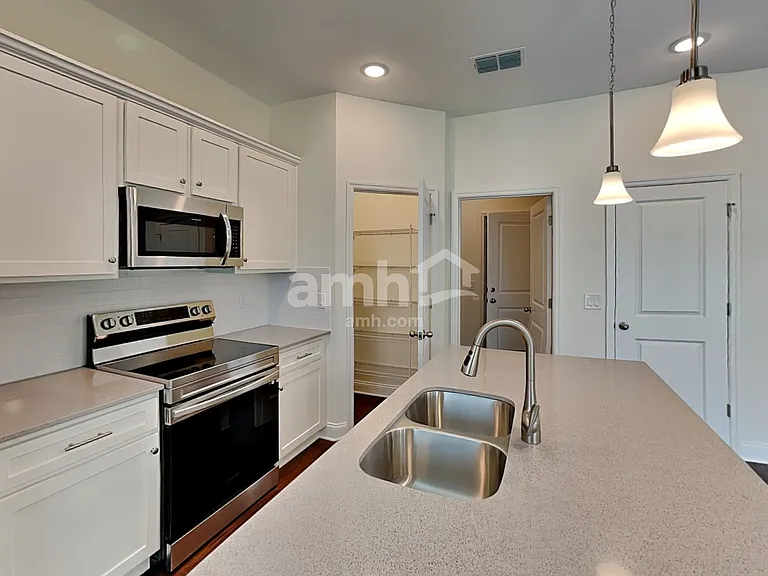 6214 Little Bluff Cir — Photo 4