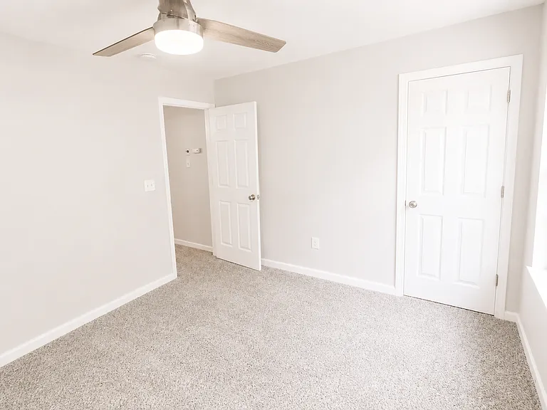 5318 Godas Cir — Photo 24