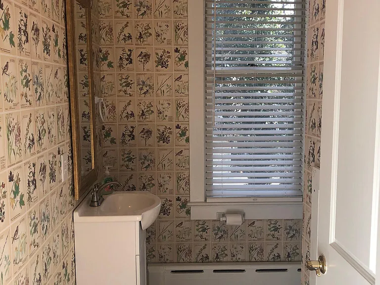 318 Myers St — Photo 18