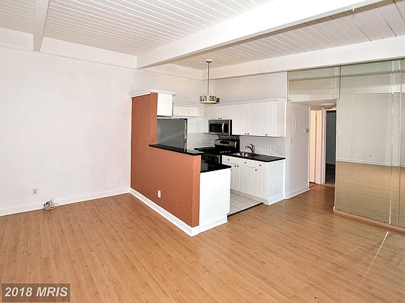 4th image of 4201 Americana Dr APT 204