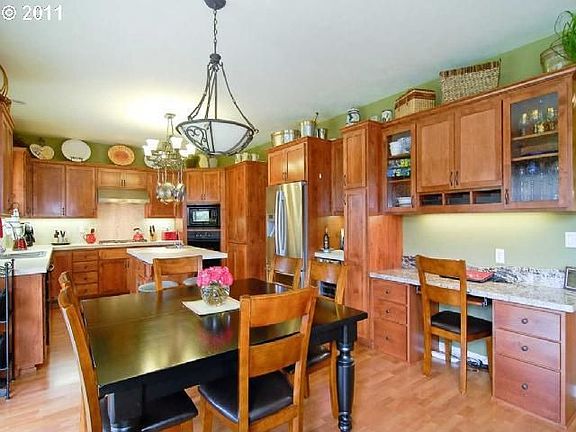 Large kitchen