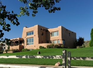 66 Eleventh Fairway Dr, Pueblo, CO 81008