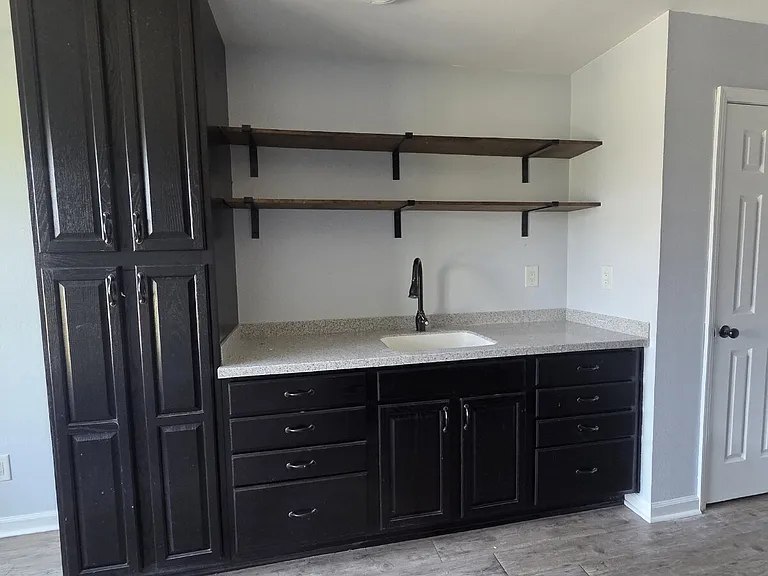 1165 Claylick Rd #B — Photo 8