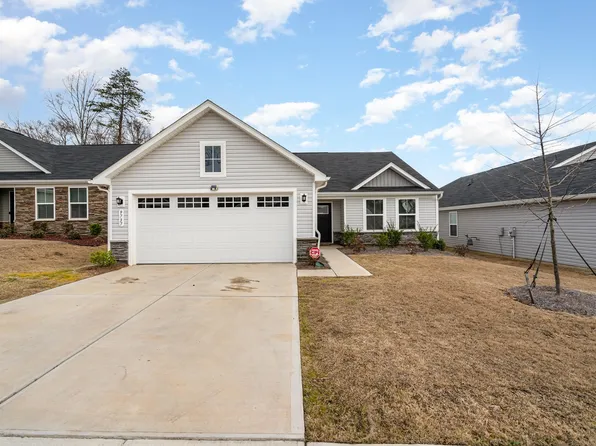 9737 Hamel St, Charlotte, NC 28215