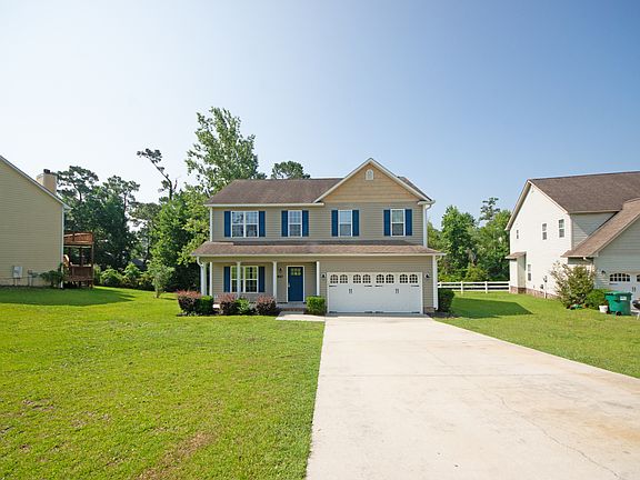 3rd image of 410 Whirlaway Blvd