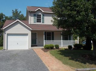 5 Foresman Dr, New Columbia, PA 17856