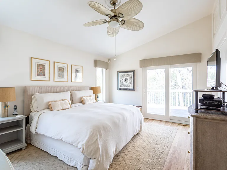 118 Sycamore Dr — Photo 13